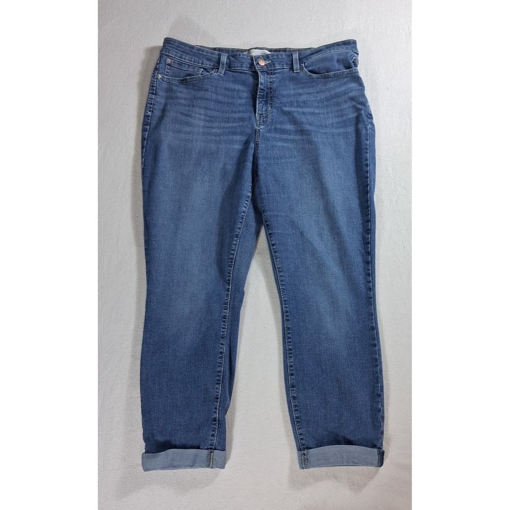 Levi's Signature Gold Mid Rise Boyfriend Jeans Women's 18 W34 Blue Stretch Denim